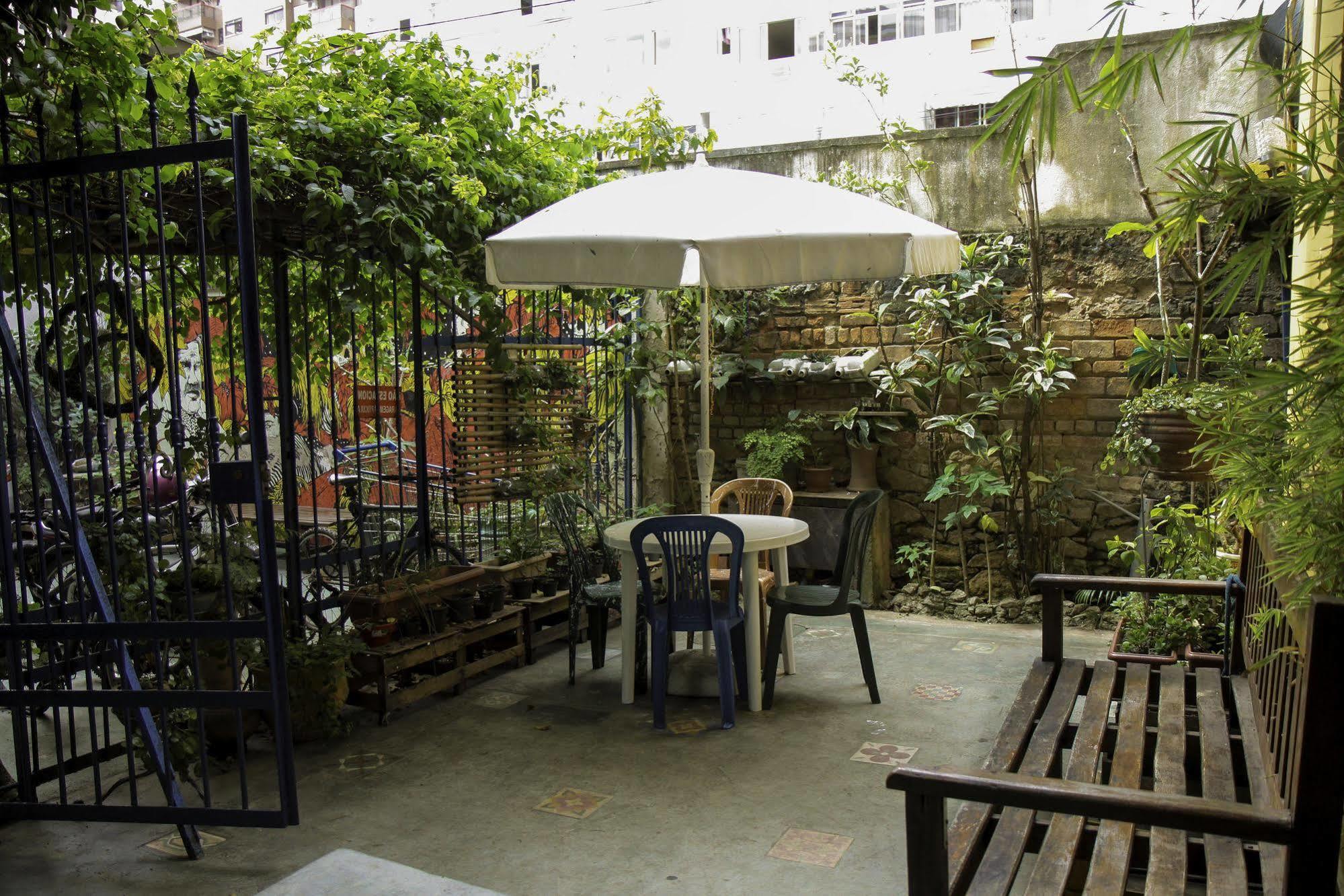 Hostal Vila Carioca